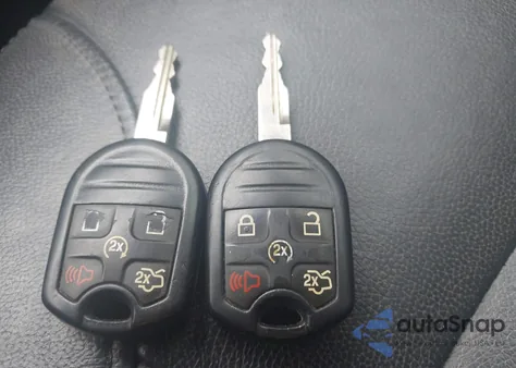 2013 Ford Taurus Sel z USA, uszkodzony, nr VIN 1FAHP2E82DG195658